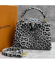 Сумка Louis Vuitton Capucines BB White Leopard