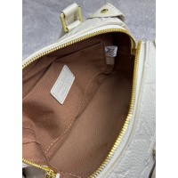 Сумка Louis Vuitton Petite Malle Souple White Monogram