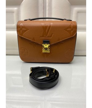 Женская сумка Louis Vuitton Pochette Metis коричневая