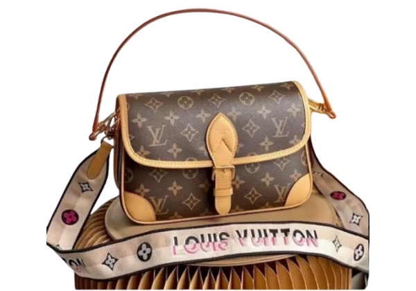 Сумка Louis Vuitton Diane Monogram