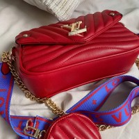 Сумка Louis Vuitton Pochette metis красная